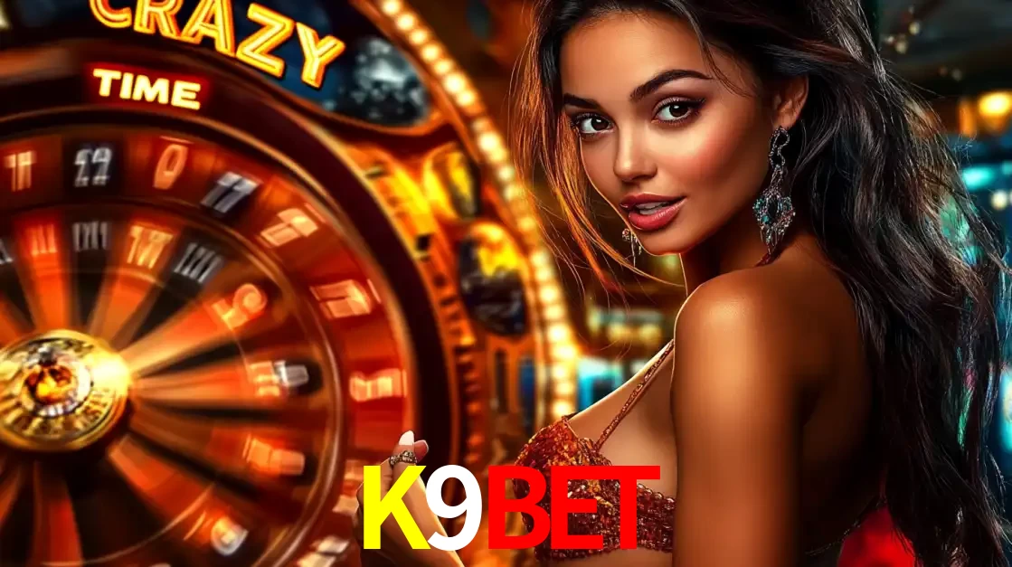 Mulher ao lado da roda de prêmios do jogo de cassino ao vivo Crazy Time, um dos shows de jogos mais emocionantes oferecidos pela plataforma de apostas K9BET.